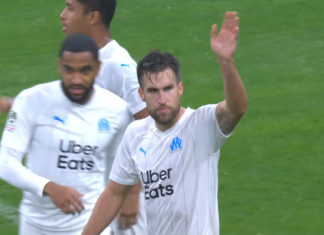 Strootman célèbre son but face à Strasbourg