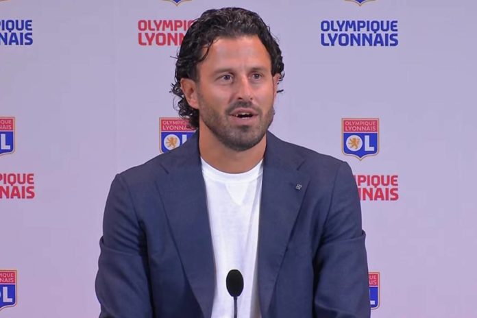 Grosso lors de sa présentation à l'OL (capture Youtube)