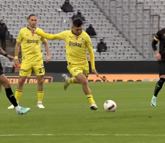 Cengiz Ünder avec Fenerbahçe (capture écran Youtube)