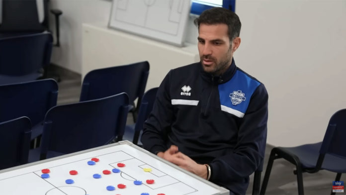 Fabregas entraîneur adjoint de Côme, promu en Serie A