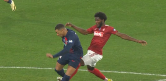 Mbappé vs Brassier