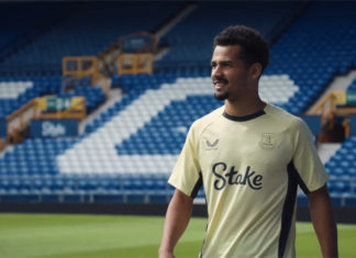 Iliman Ndiaye à Everton