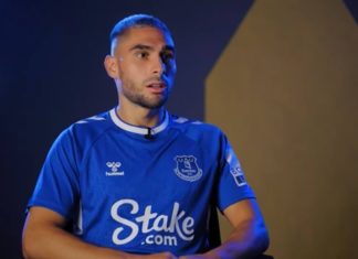 Mercato OM : les images de l’arrivée de Maupay à Marseille Neal Maupay à Everton