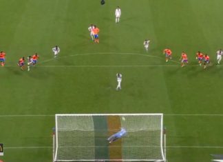 OL-OM : le penalty arrêté de Rulli en vidéo OL-OM : l'arrêt de Rulli sur le penalty de Lacazette (capture écran DAZN)