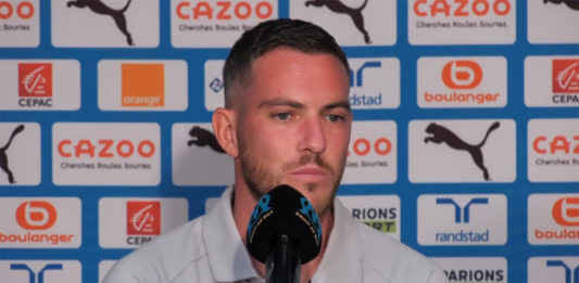 Mercato OM : Veretout à 4 M€ de Lyon Veretout lors de sa présentation à l'OM en 2022