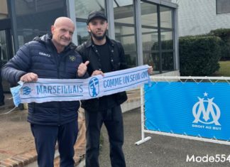 Amine Gouiri avec Titi lors de son arrivée à Marseille (@Mode55489648)