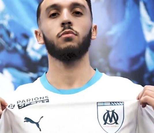 Amine Gouiri pose sous les couleurs de l'OM