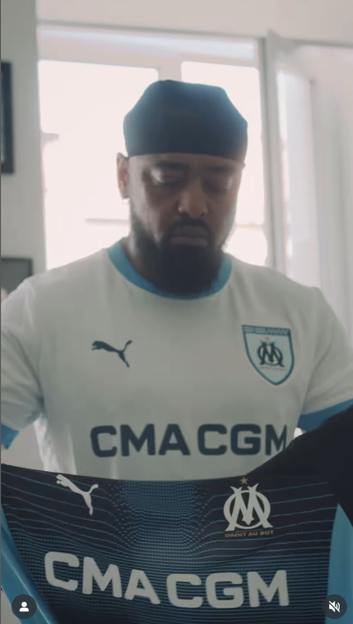 Alonzo a teasé le nouveau maillot extérieur de l'OM