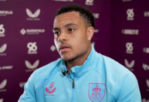 CJ Egan-Riley, défenseur de Burnley