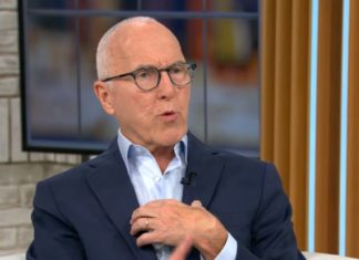 Frank McCourt en interview pou CBS