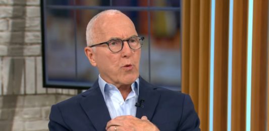 L’OM en crise, McCourt débarque ! Frank McCourt en interview pou CBS