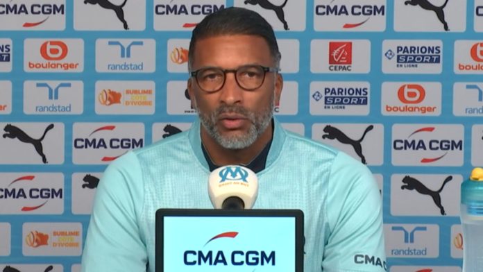 Habib Beye lors de sa présentation à l'OM
